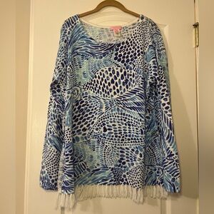 Lilly Pulitzer Blue and White Patterned Long Sleeve Top